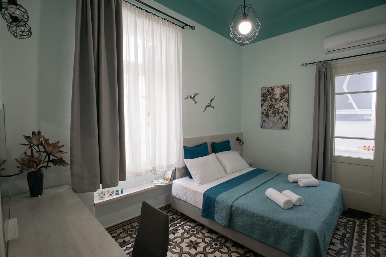 The Blue Apartment In The Heart Of Heraklion ภายนอก รูปภาพ