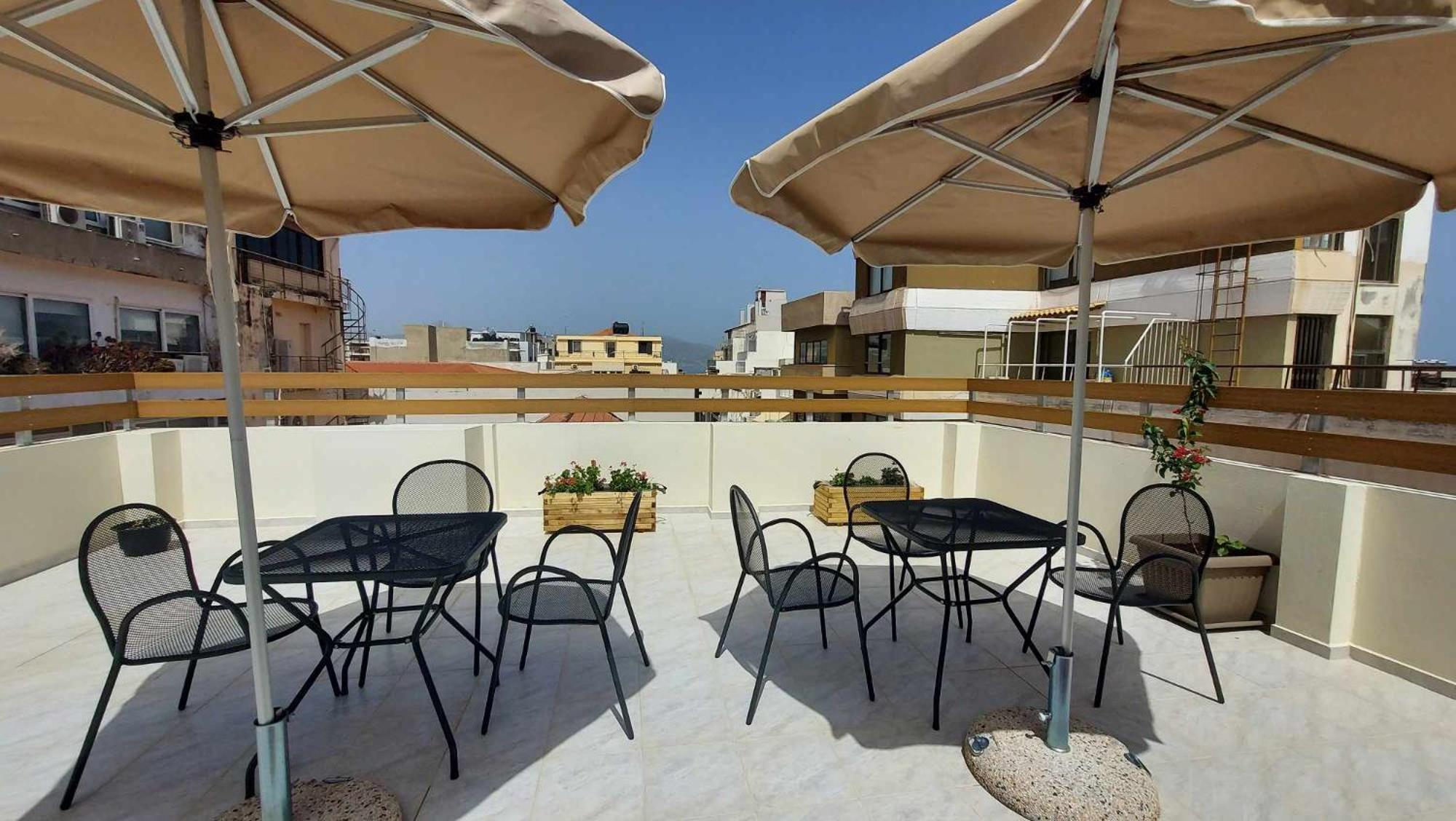 The Blue Apartment In The Heart Of Heraklion ภายนอก รูปภาพ
